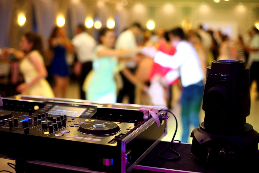 SING N’ GROOVE | ANIMATION MUSICALE | DJ